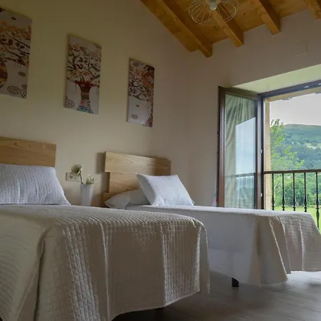 Complejo Rural El Cerradon Guest House Alceda Exterior photo