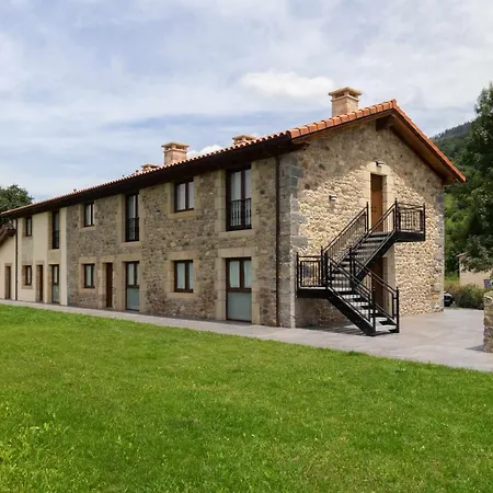 Complejo Rural El Cerradon Guest House Alceda Exterior photo